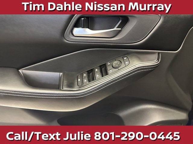 Used 2026 Nissan Rogue SV AWD/4WD image 22