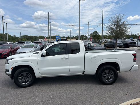 Used 2025 Nissan Frontier 2WD King Cab image 4