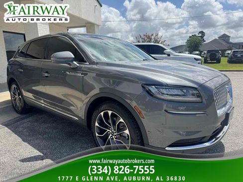 Used 2022 Lincoln Nautilus Reserve w/ Equipment Group 201A FWD image 4