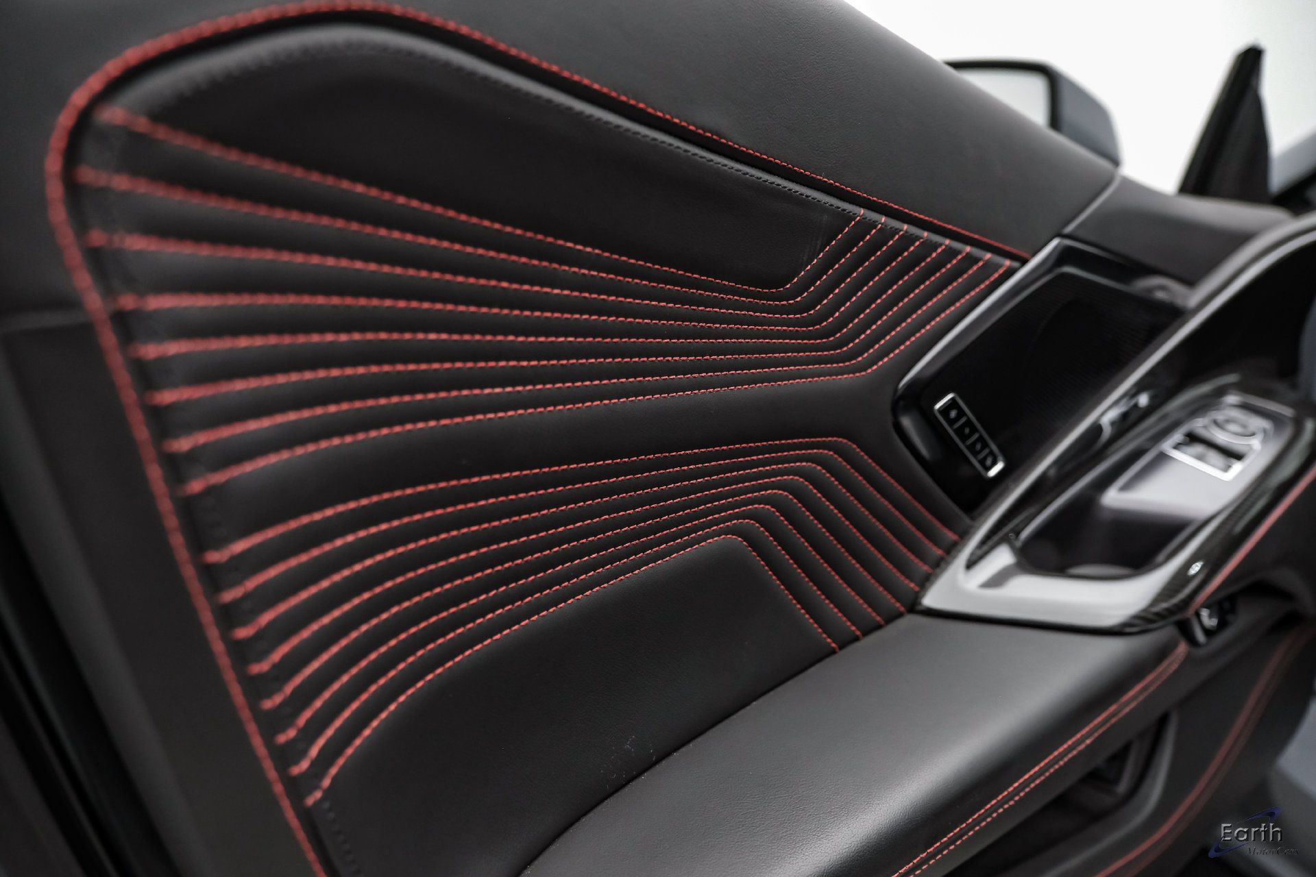 Used 2025 Chevrolet Corvette ZR1 w/ ZR1 Carbon Fiber Aero Package RWD image 99