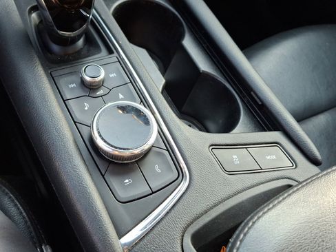 Used 2020 Cadillac XT6 Premium Luxury image 27