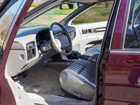 Used 1996 Chevrolet Impala SS image 25