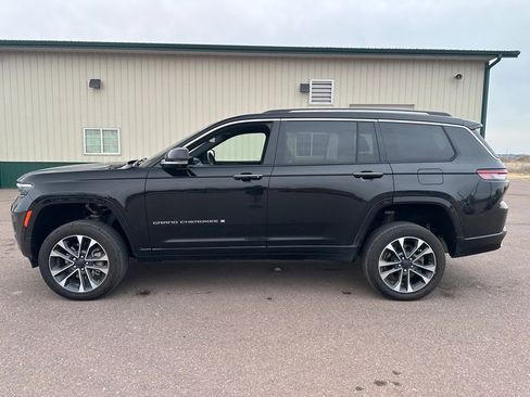 Used 2021 Jeep Grand Cherokee L Overland w/ Advanced Protech Group III image 38