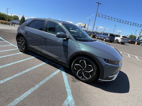 Used 2024 Hyundai Ioniq 5 SEL AWD/4WD image 7
