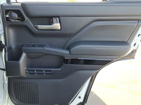 New 2025 Toyota 4Runner Limited image 27