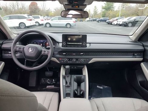 New 2025 Honda Accord SE image 20