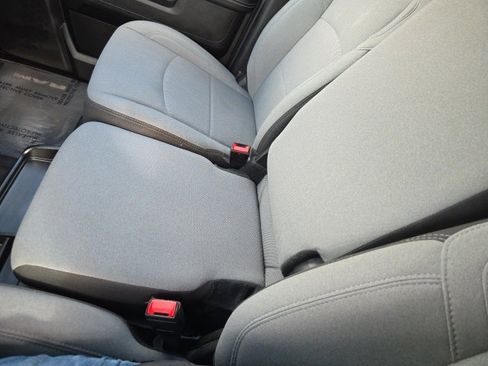 Used 2024 RAM 2500 Big Horn w/ Safety Group image 39