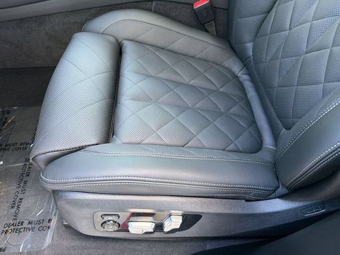 Used 2026 BMW X5 sDrive40i w/ Executive Package RWD image 15