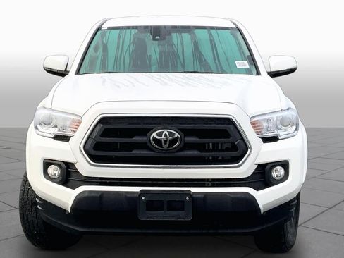 Used 2023 Toyota Tacoma SR5 w/ Technology Package RWD image 4