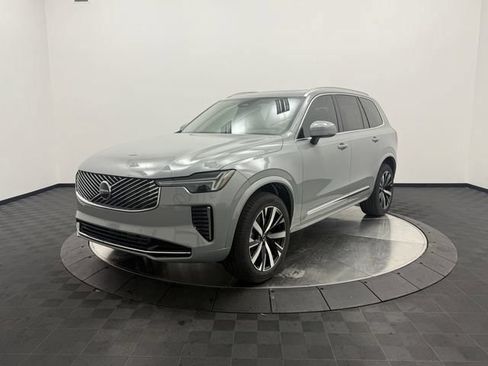 New 2026 Volvo XC90 B6 Core AWD/4WD image 3
