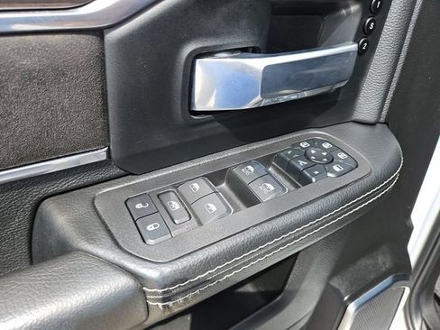 Used 2025 RAM 2500 Laramie AWD/4WD image 23