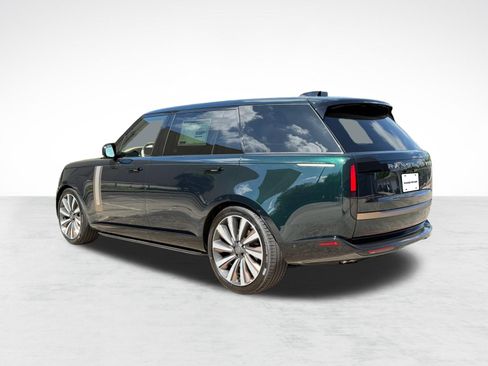 New 2026 Land Rover Range Rover SV AWD/4WD image 3
