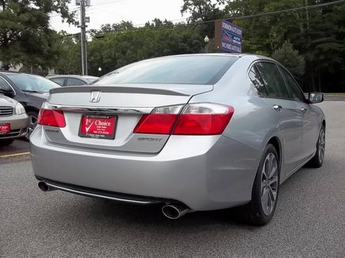 Used 2014 Honda Accord Sport image 2