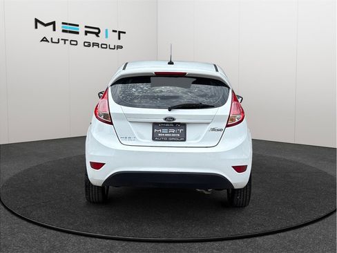 Used 2018 Ford Fiesta SE w/ Equipment Group 201A FWD image 8