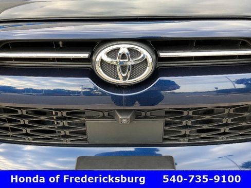 Used 2024 Toyota 4Runner SR5 Premium w/ Moonroof Package AWD/4WD image 17