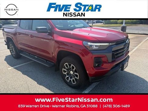 Used 2024 Chevrolet Colorado LT w/ LT Convenience Package III RWD image 13