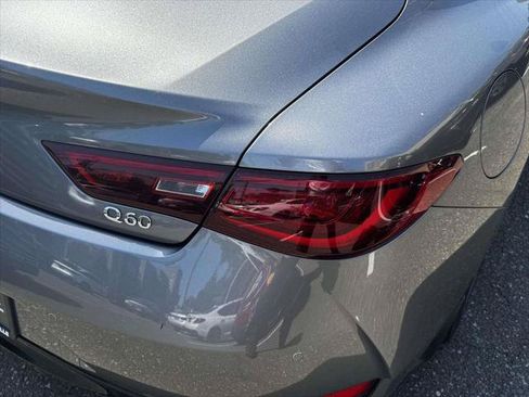 Used 2018 INFINITI Q60 3.0t Luxe w/ Sensory Package 3.0T Luxe AWD/4WD image 9
