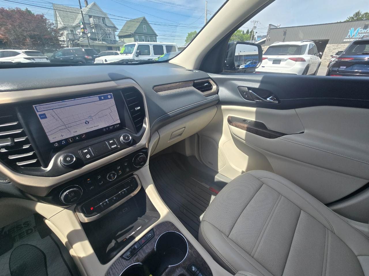 Used 2022 GMC Acadia Denali w/ Denali Ultimate Package AWD/4WD image 12