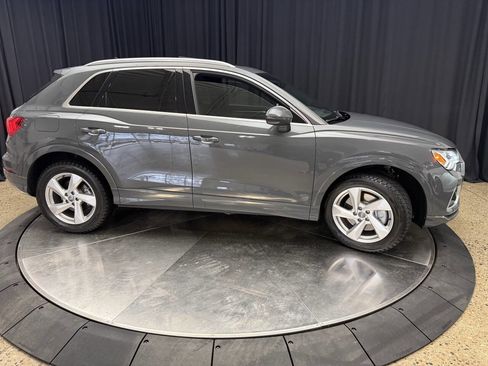 Used 2020 Audi Q3 2.0T Premium Plus w/ Premium Plus Package image 11