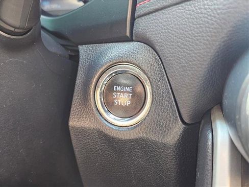 Used 2020 Toyota RAV4 TRD Off-Road AWD/4WD image 28