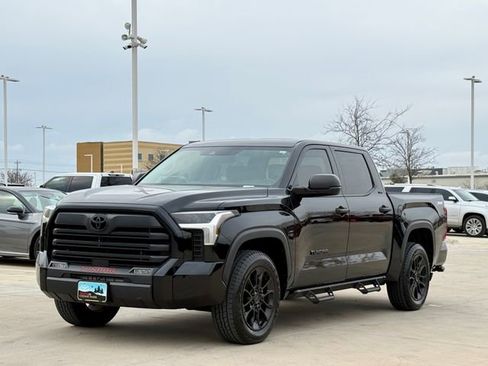 Used 2023 Toyota Tundra SR5 image 6