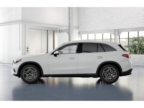 New 2026 Mercedes-Benz GLC 300 image 34