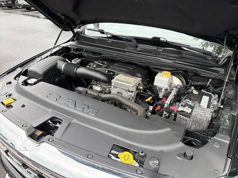 Used 2020 RAM 1500 Limited AWD/4WD image 34