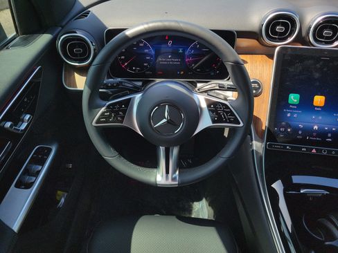 Certified 2026 Mercedes-Benz GLC 300 4MATIC image 17