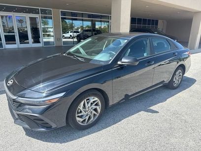 Used 2024 Hyundai Elantra SEL