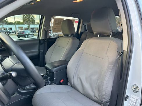 Used 2019 Toyota Tacoma SR w/ SR Convenience Package image 20