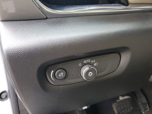 Used 2023 Chevrolet Traverse LS w/ Safety Package image 7