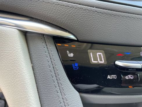 Used 2021 Cadillac XT5 Premium Luxury FWD image 33