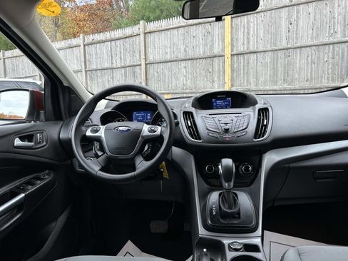 Used 2014 Ford Escape SE image 16