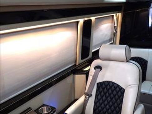 Used 2016 Mercedes-Benz Sprinter 2500 image 17