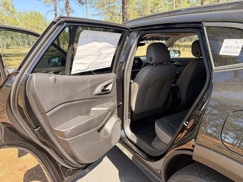 New 2026 Chevrolet Trax ACTIV w/ Driver Confidence Package FWD image 27