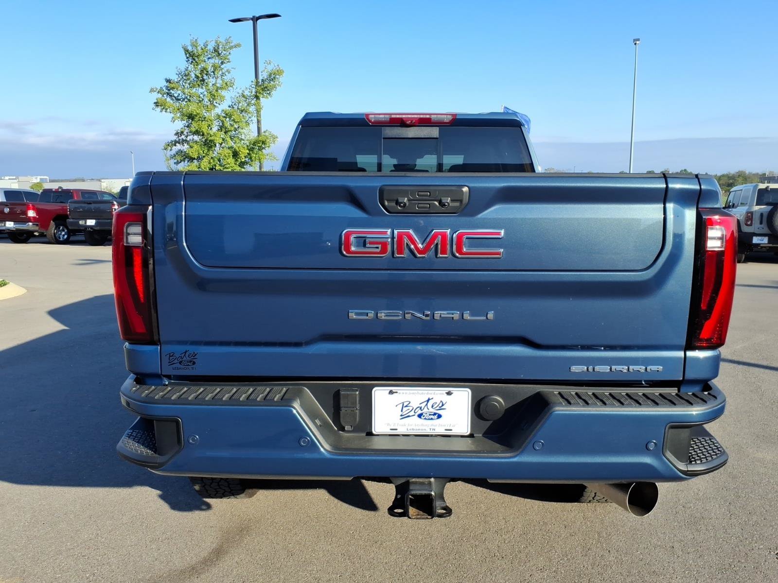 Used 2026 GMC Sierra 3500 Denali AWD/4WD image 4