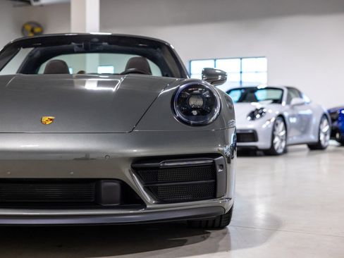 Used 2023 Porsche 911 Targa 4 GTS image 20