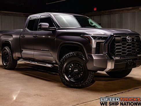 Used 2022 Toyota Tundra SR5 image 1