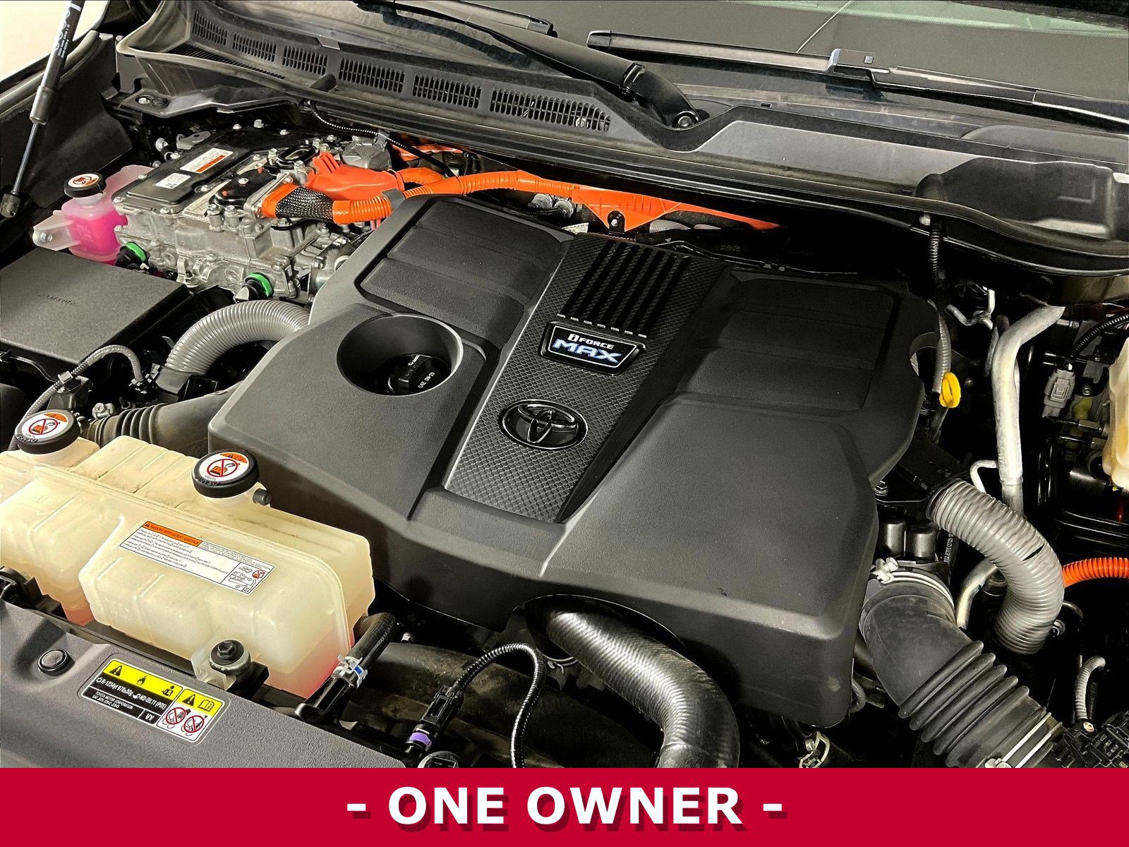 Used 2023 Toyota Sequoia Capstone AWD/4WD image 32