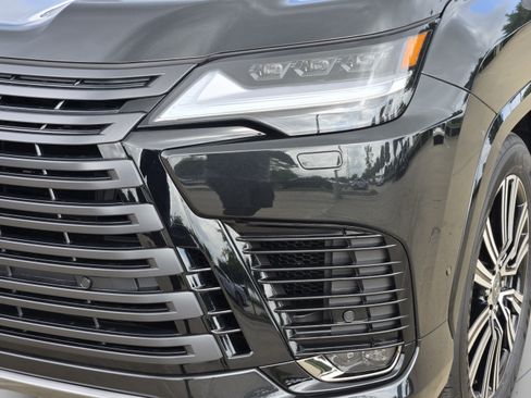 New 2026 Lexus LX 700h Luxury AWD/4WD image 6