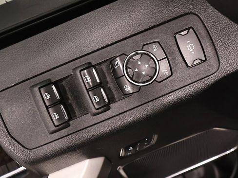 Certified 2019 Ford F250 Lariat w/ Lariat Ultimate Package image 12