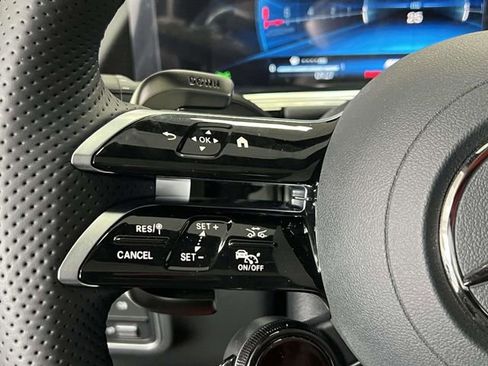 New 2026 Mercedes-Benz GLA 35 AMG 4MATIC image 22