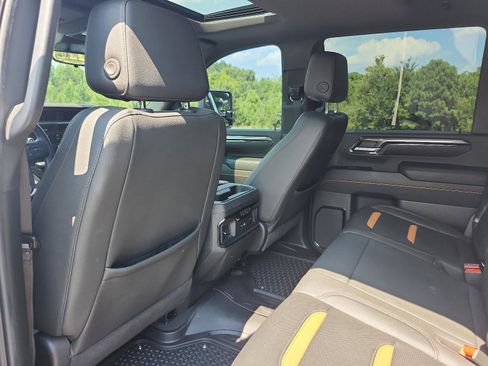 Used 2024 GMC Sierra 2500 AT4 w/ AT4 Premium Plus Package AWD/4WD image 15