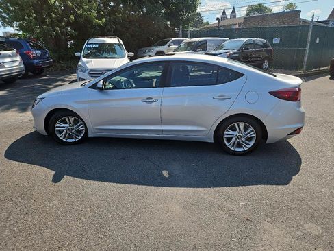 Used 2019 Hyundai Elantra Value Edition w/ Cargo Package FWD image 6