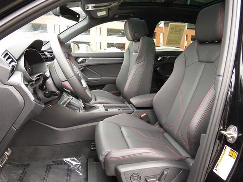 Used 2025 Audi Q3 2.0T Premium Plus image 14