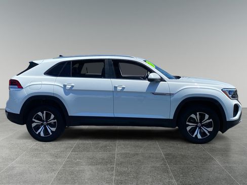 Used 2026 Volkswagen Atlas Cross Sport SE AWD/4WD image 6