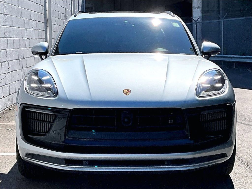 Certified 2023 Porsche Macan GTS AWD/4WD image 8