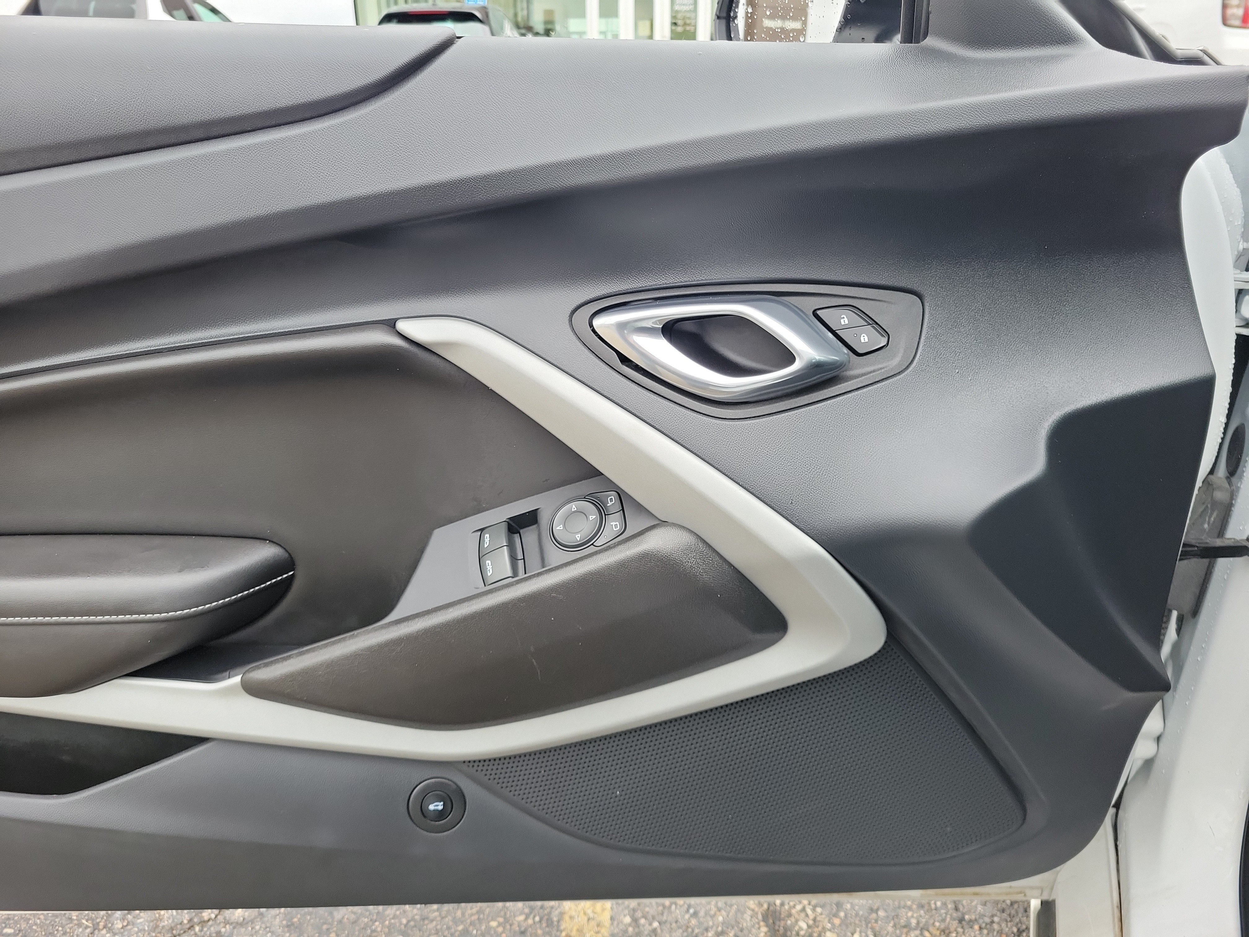 Used 2023 Chevrolet Camaro LT RWD image 13