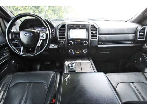 Used 2018 Ford Expedition Max Limited w/ Equipment Group 302A RWD image 8