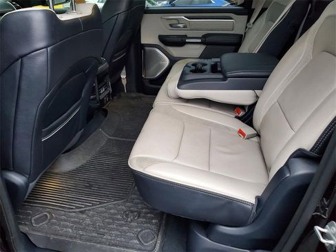 Used 2023 RAM 1500 Limited image 13